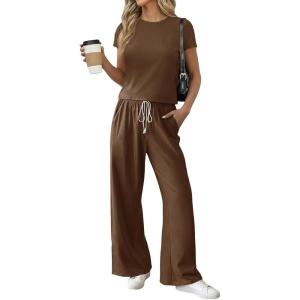 Fisoew Women 2 Piece Lounge Sets 2026 Casual Summer Outfits Short Sleeve Crop Tops Wide Leg Sweatpants Tracksuit(Brown)