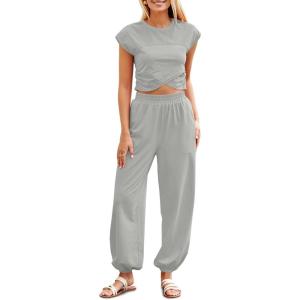 Fisoew Women’s Two Piece Outfits Casual Lounge Sets Crop Tops and Joggers Tracksuit with Pockets(Light Grey)